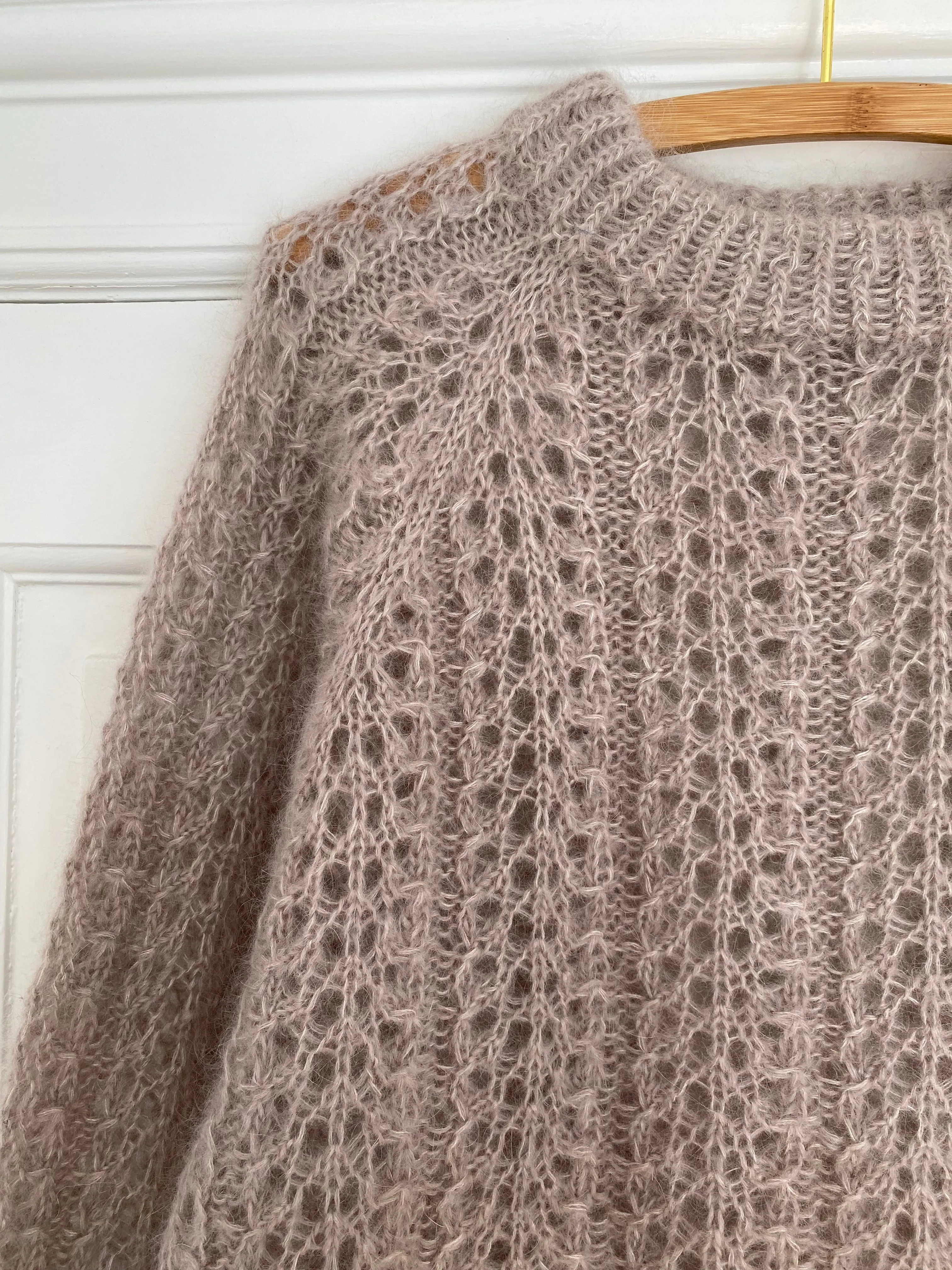 Acanthus Sweater Fluffy - English