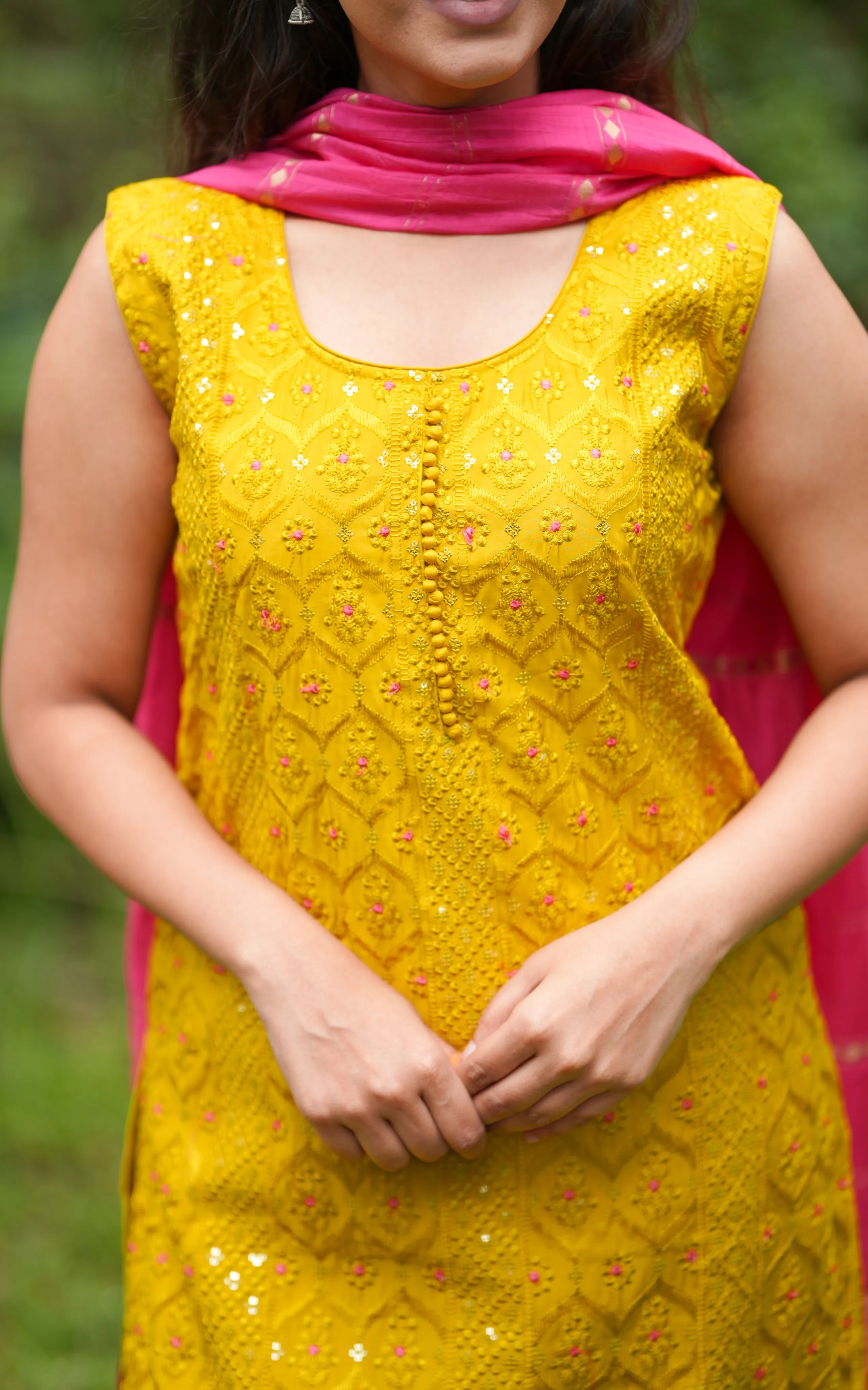 Akshita (Kurti Pant Dupatta)