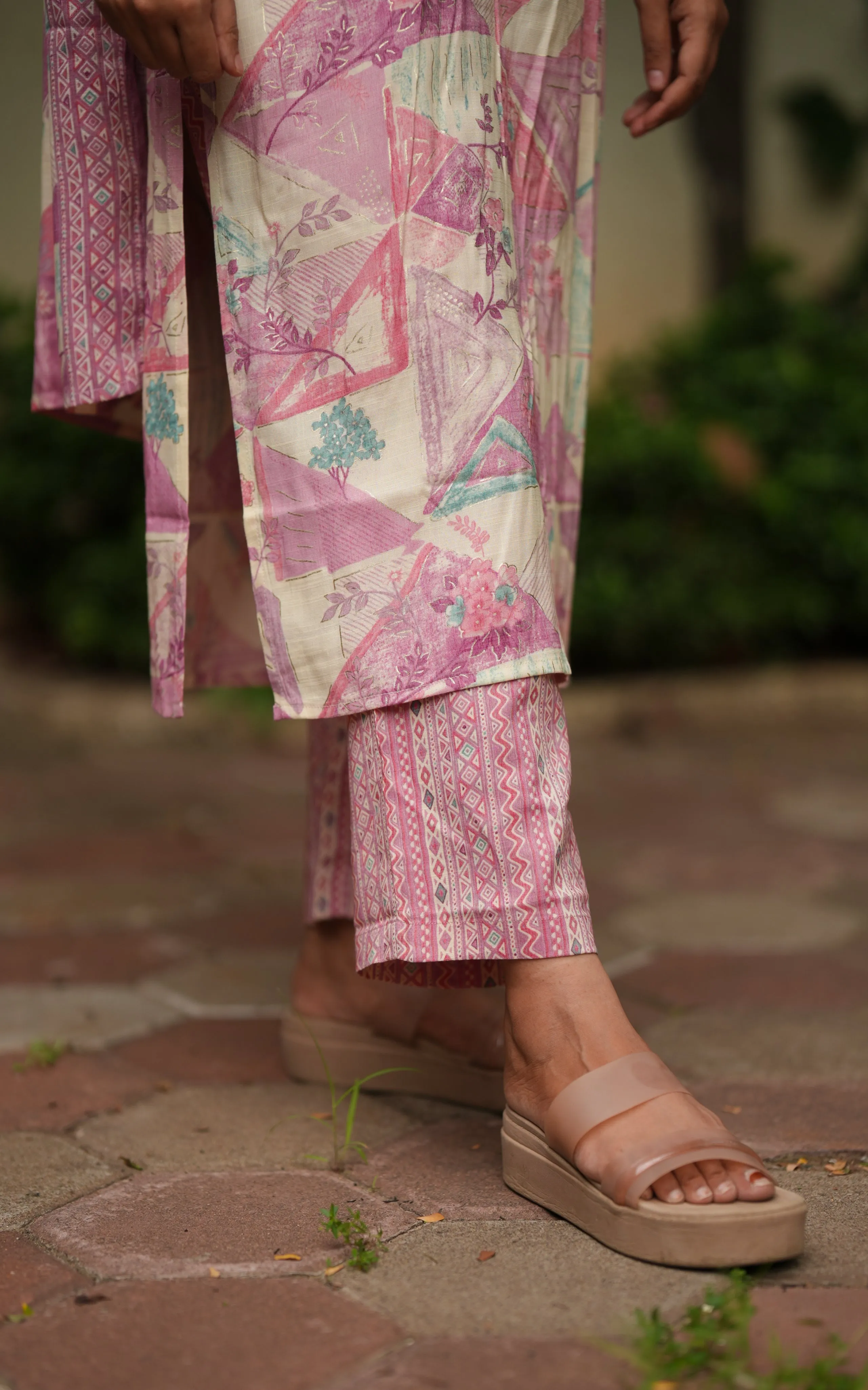 Ashvi (Kurti Pant Dupatta)