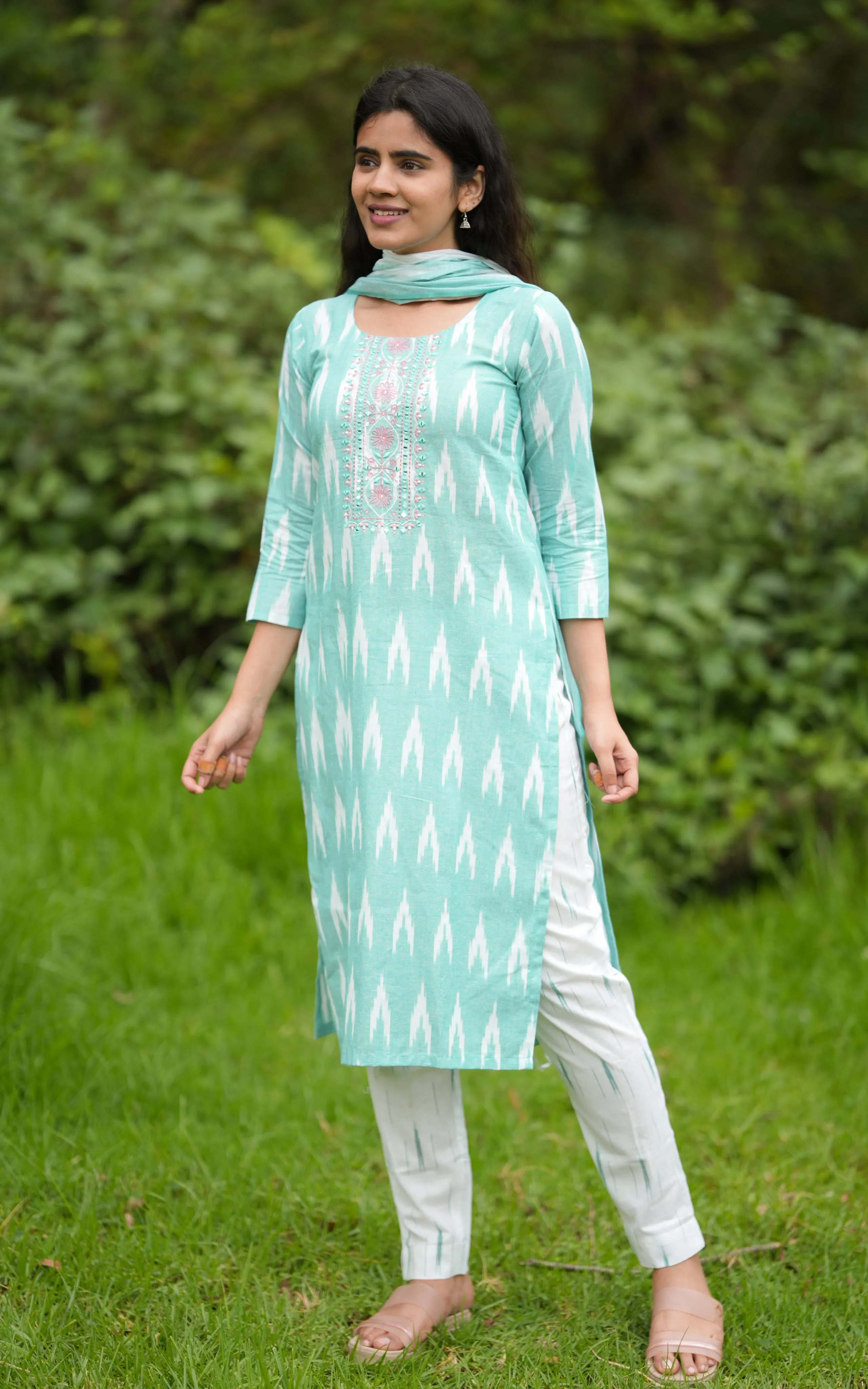 Dhujitha Pastel Green (Kurti Pant Dupatta)