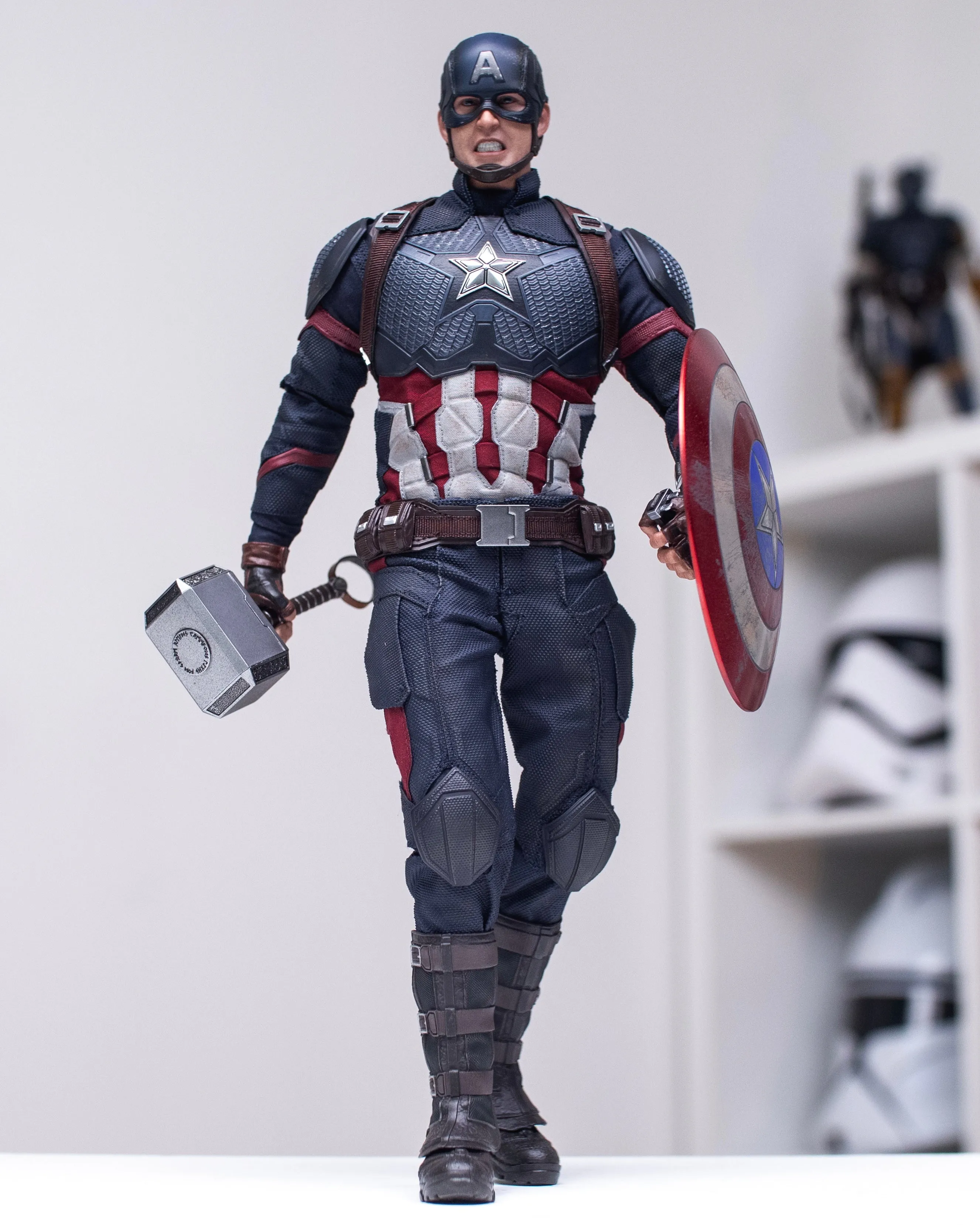 Hot Toys MMS536 Avengers Endgame Captain America