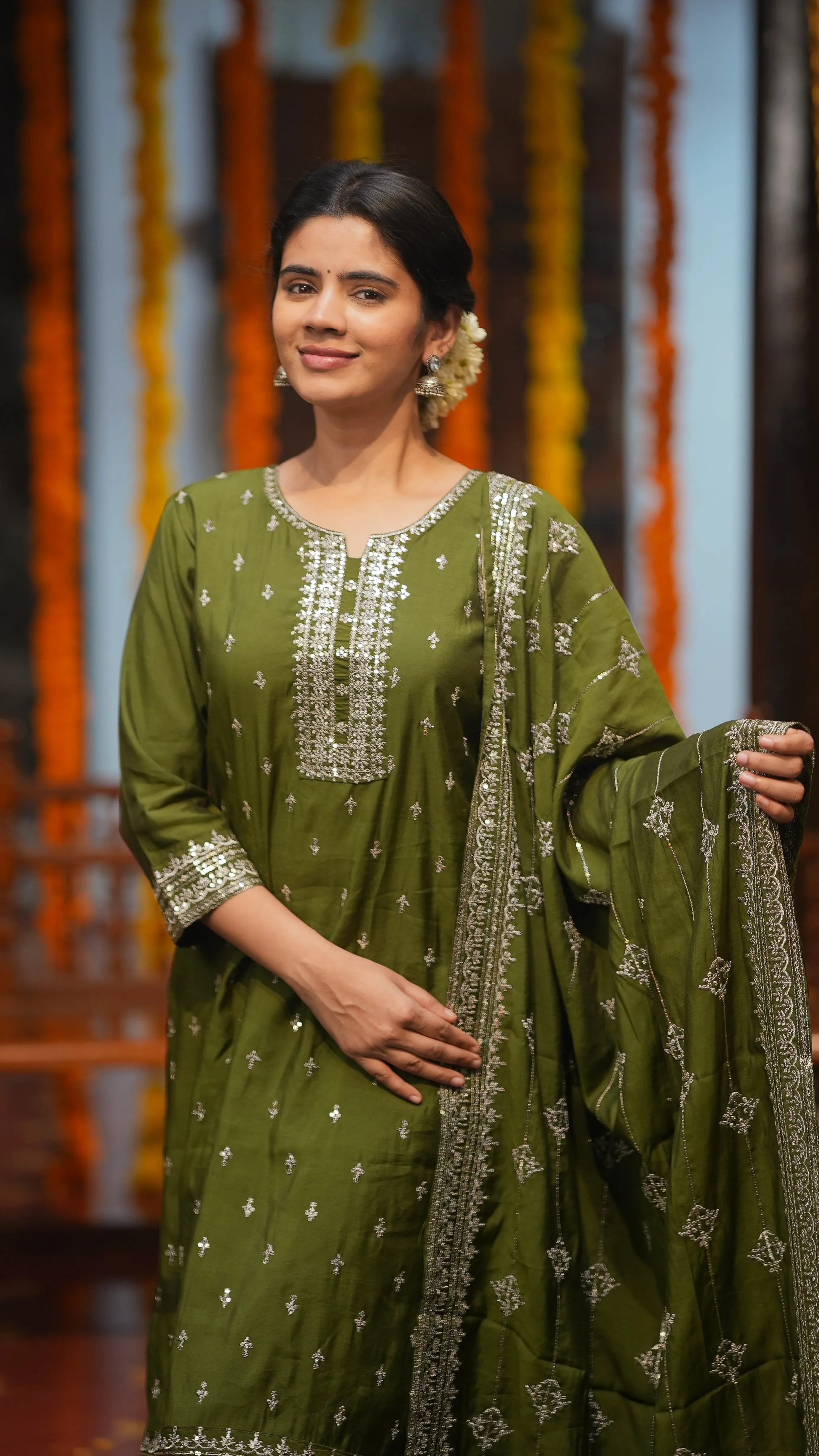 Joshitha Green (Kurti Pant Dupatta)
