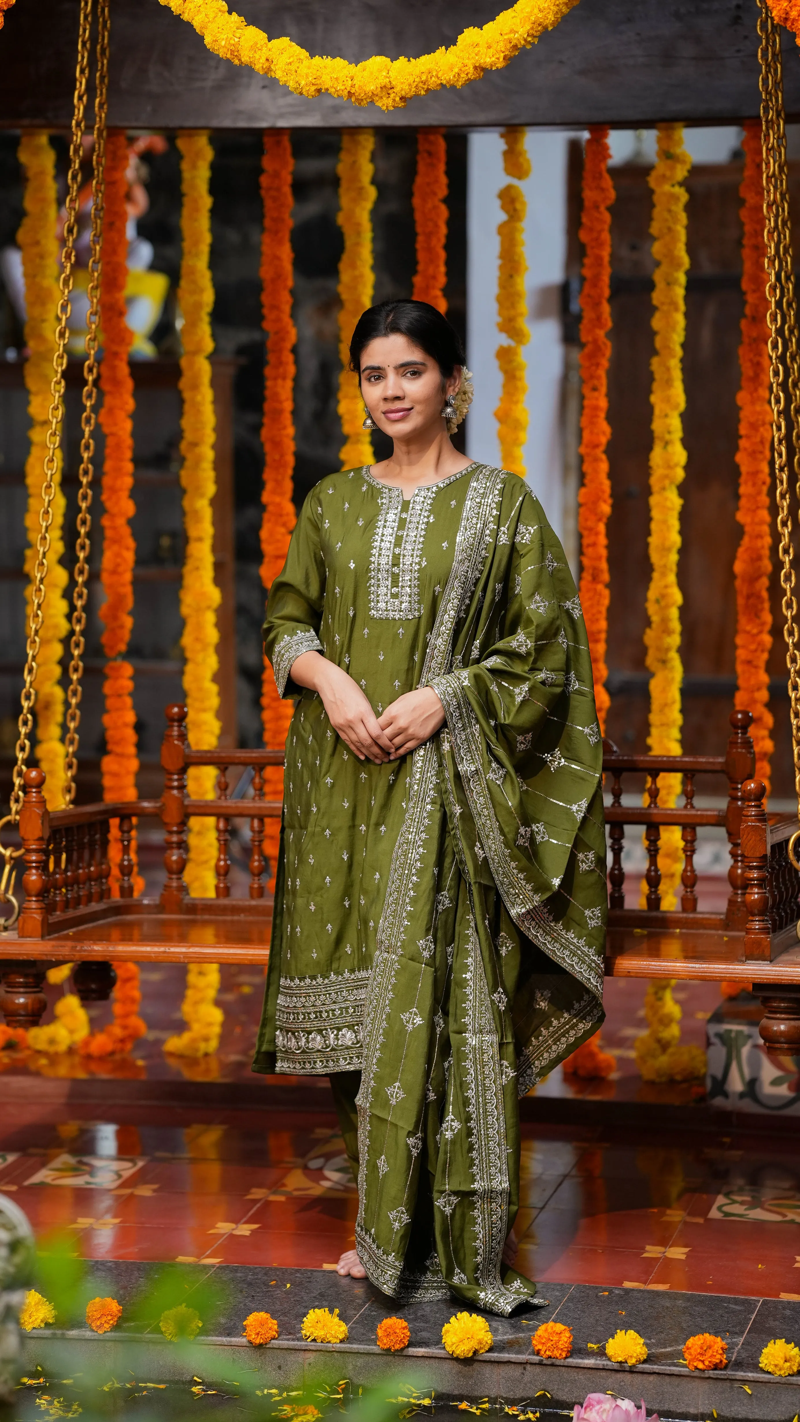 Joshitha Green (Kurti Pant Dupatta)