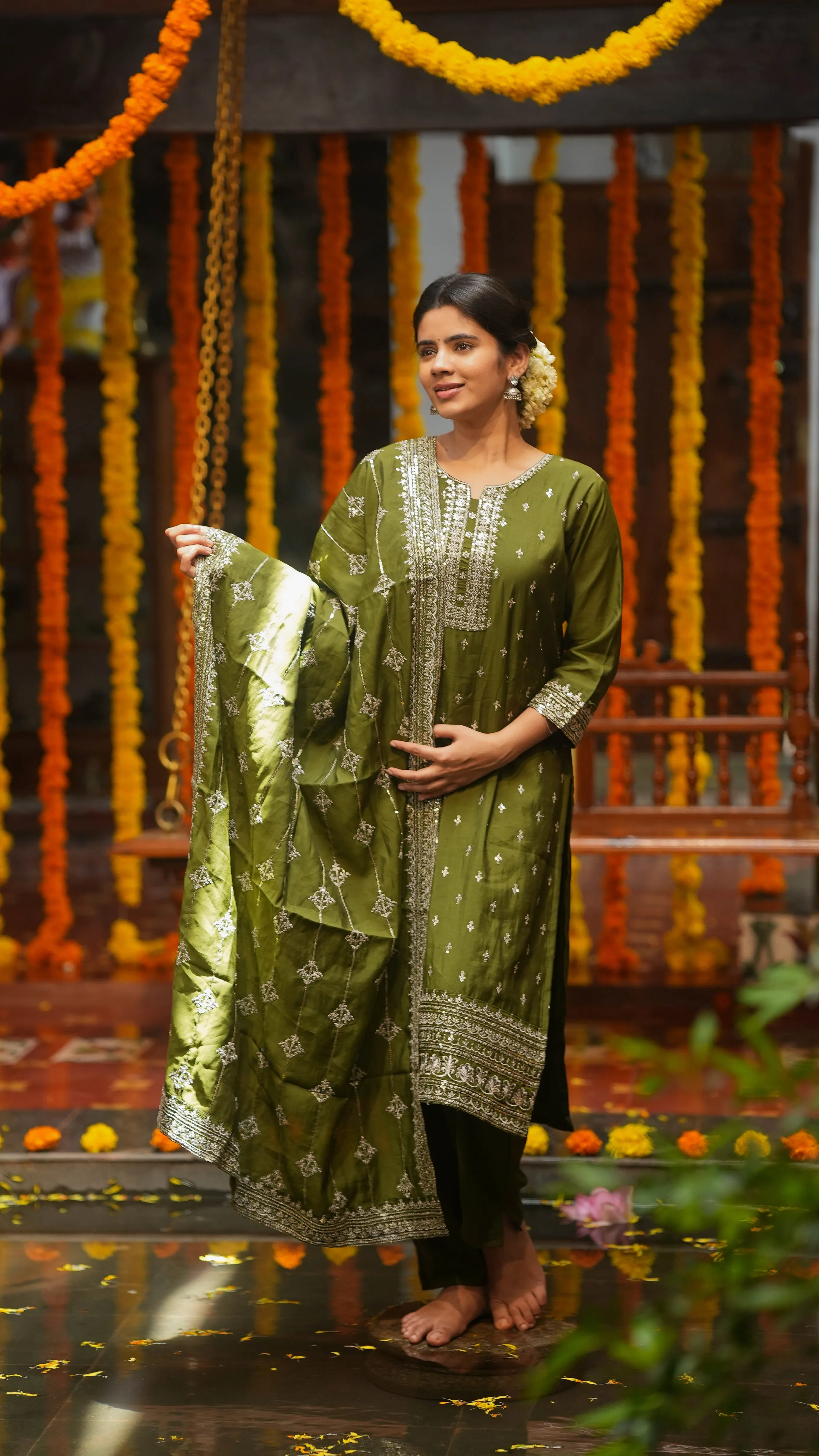 Joshitha Green (Kurti Pant Dupatta)
