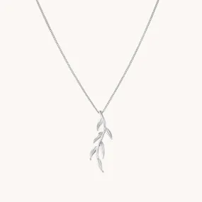 Leaves Silver Pendant With Chain W.