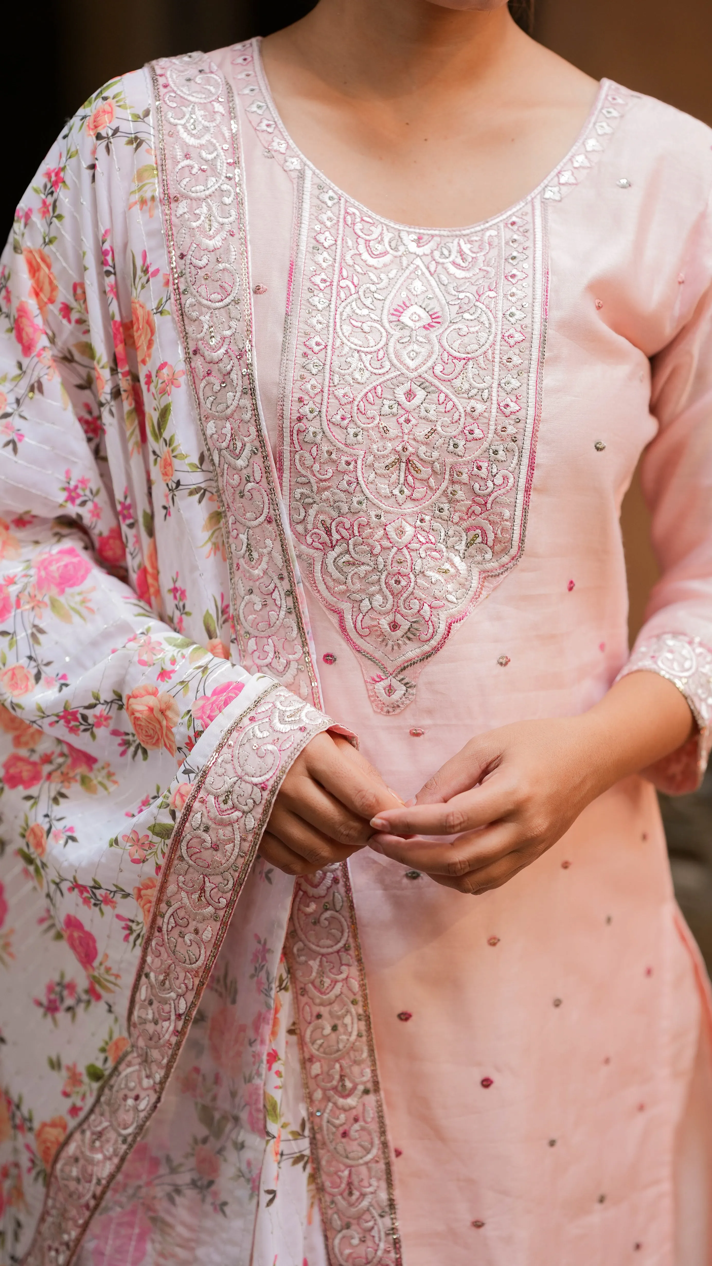 Monisha Peach (Kurti Pant Dupatta)