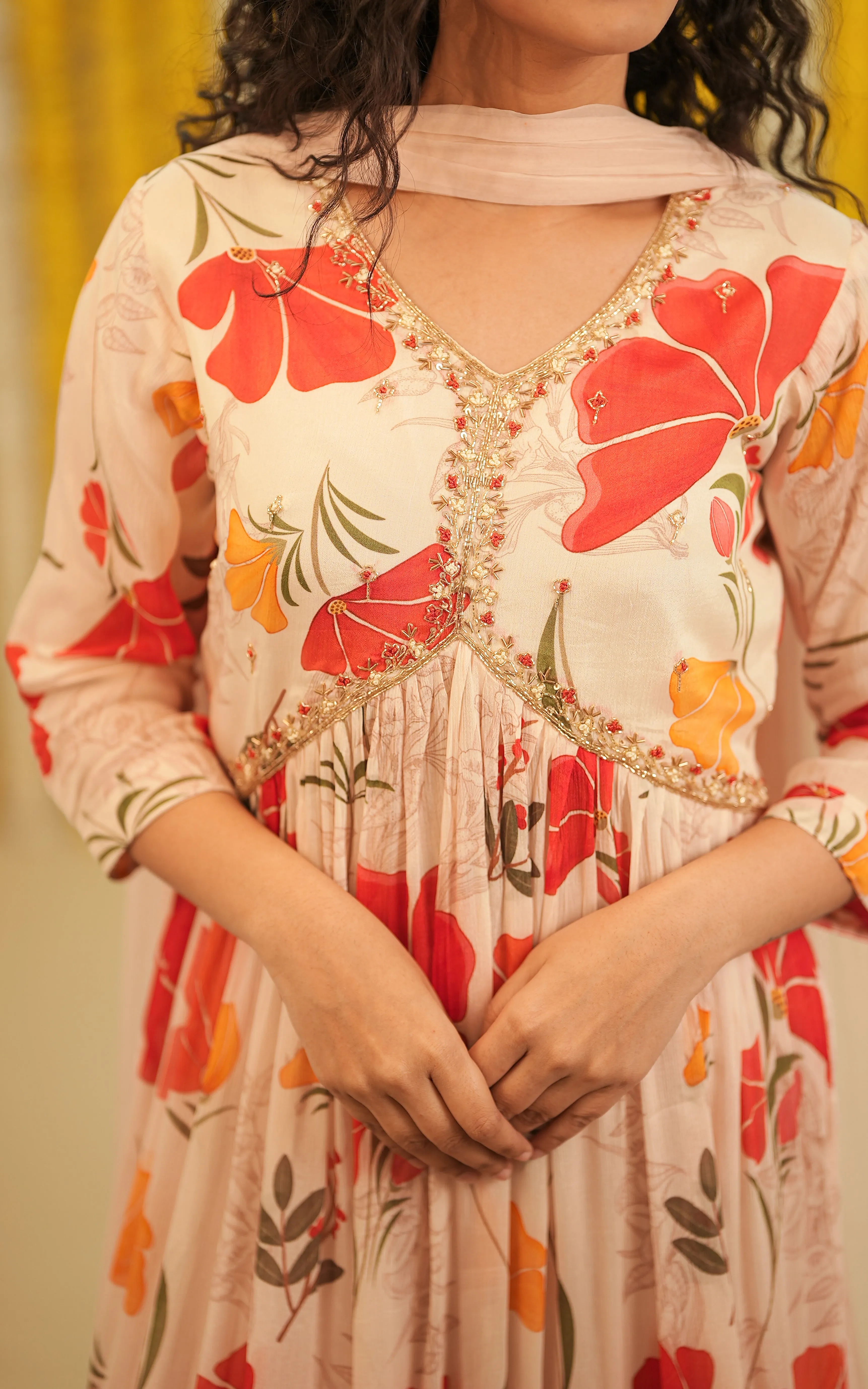Radhi D  (Kurti Pant Dupatta)