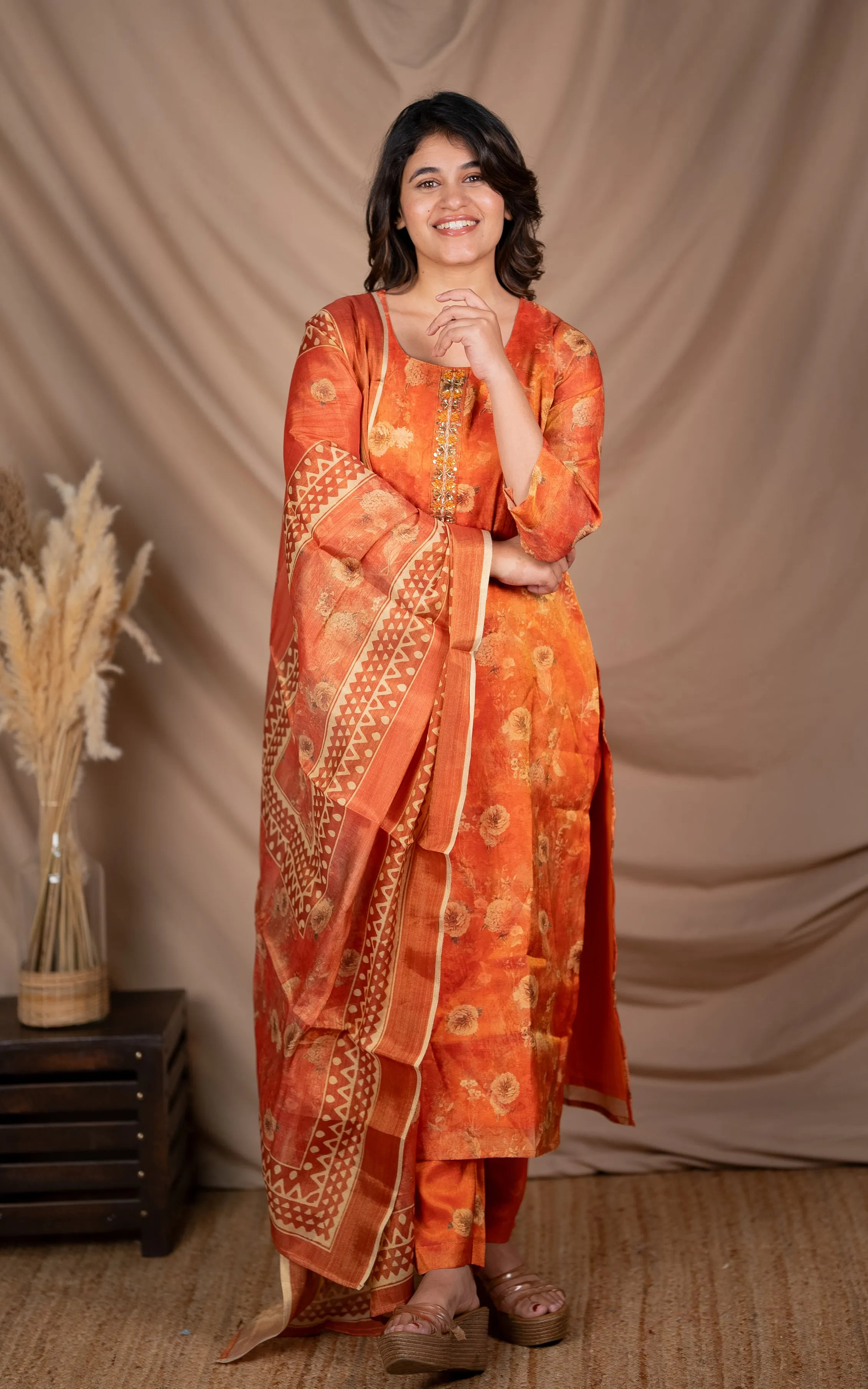 Sarada Rust (Kurti Pant Dupatta)