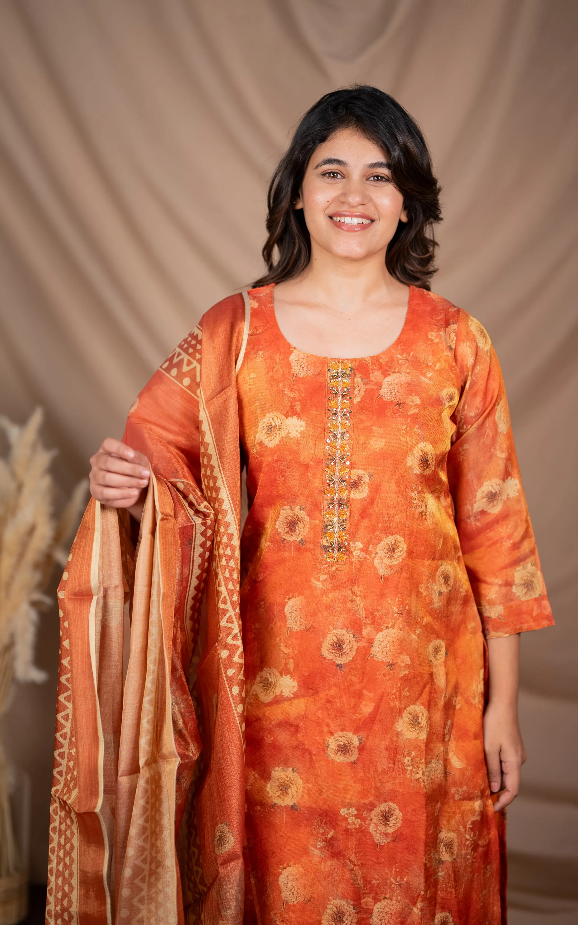 Sarada Rust (Kurti Pant Dupatta)