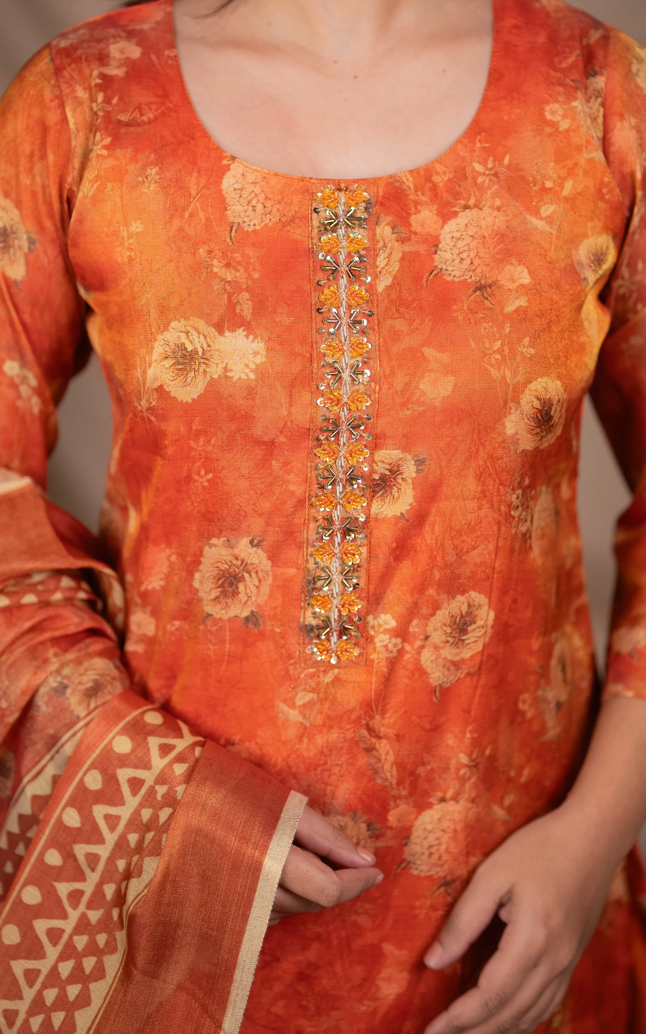 Sarada Rust (Kurti Pant Dupatta)