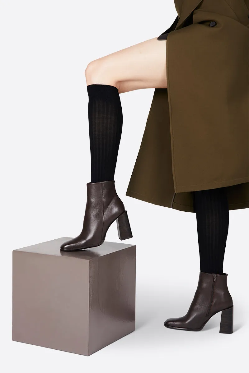 SCHOOLGIRL SOCKS