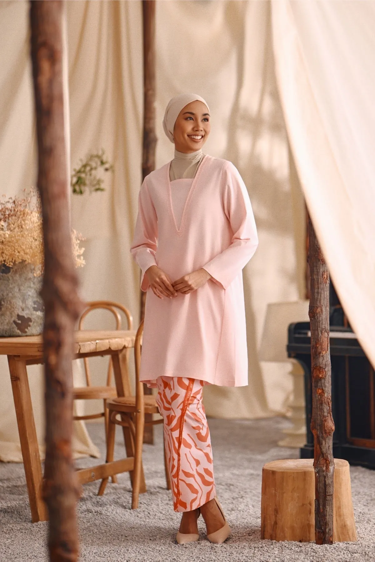 The Bayu Women Back Pleats Skirt - Explore