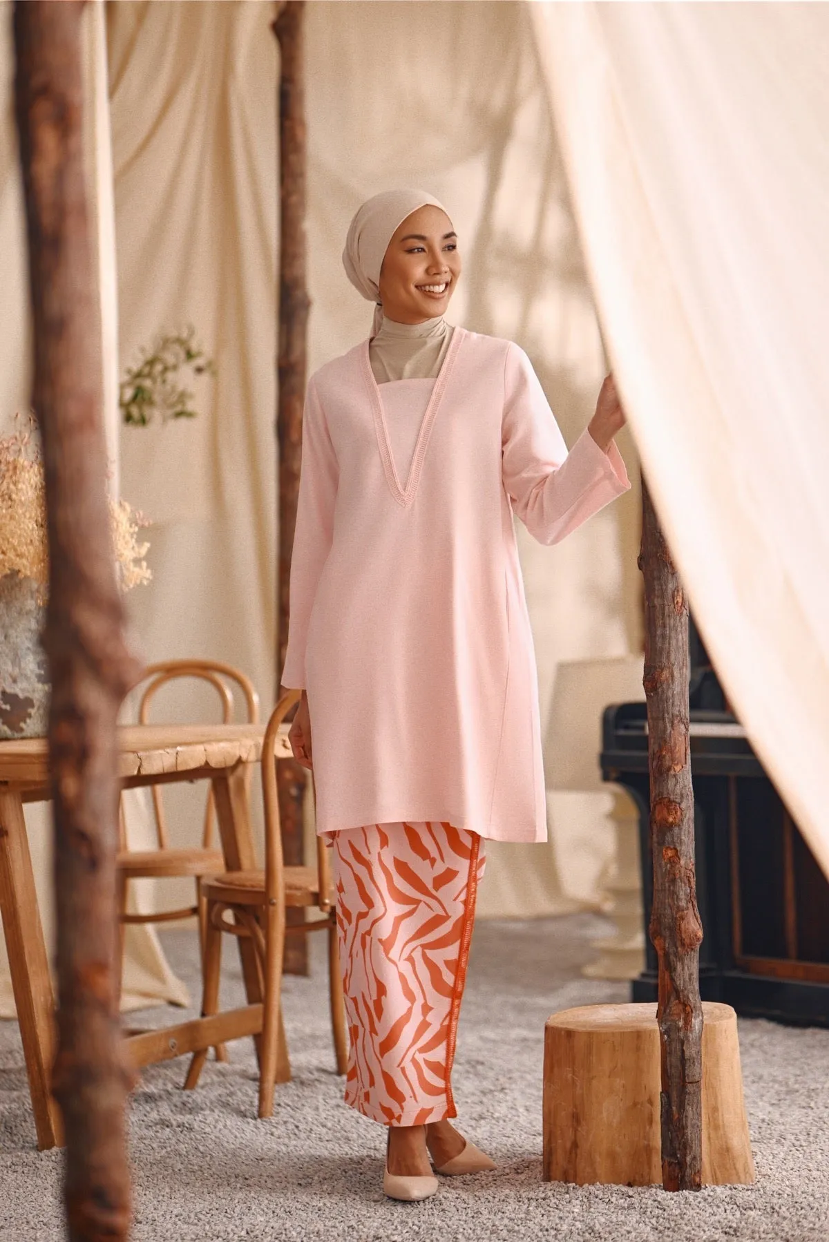 The Bayu Women Back Pleats Skirt - Explore
