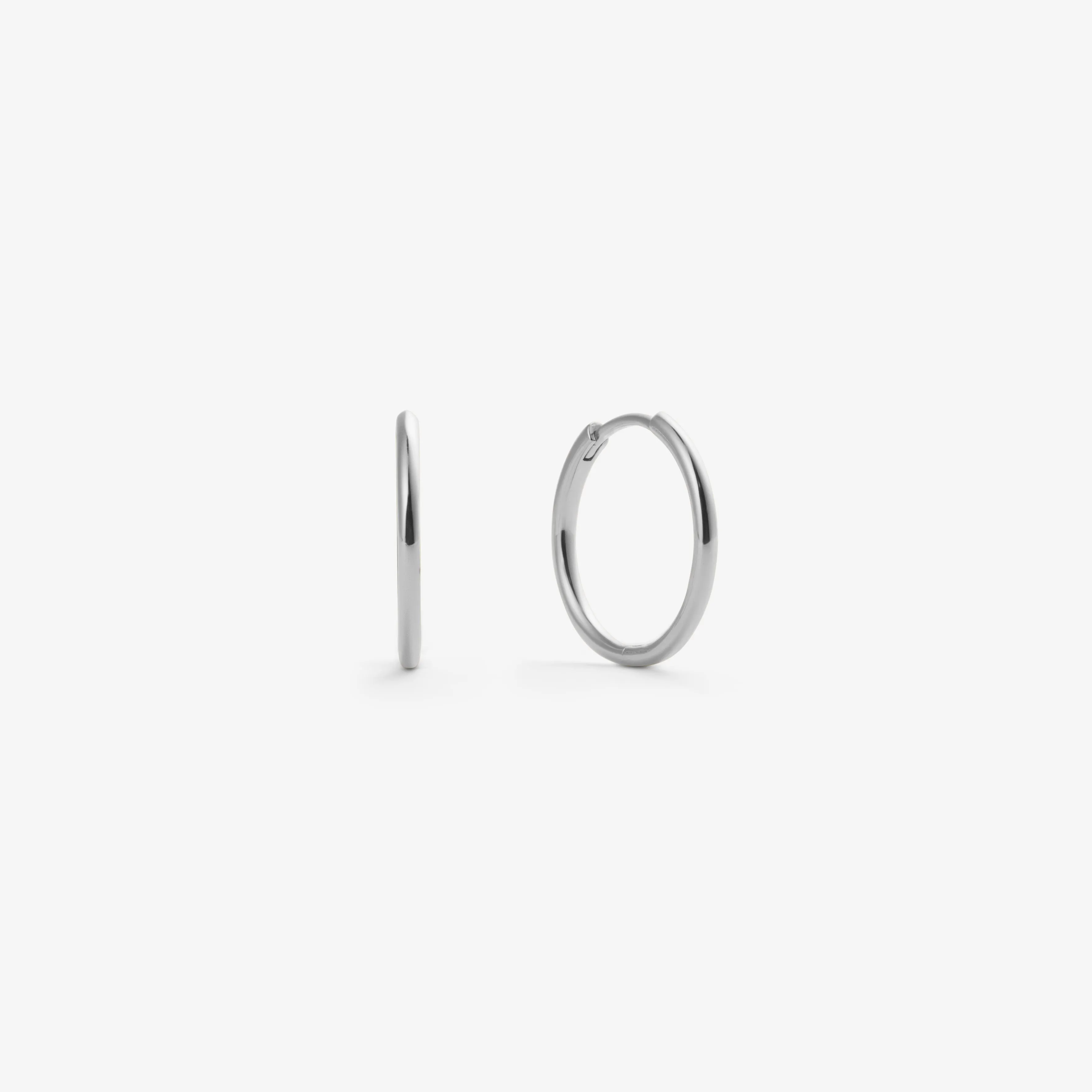 THIN HOOPS Silver