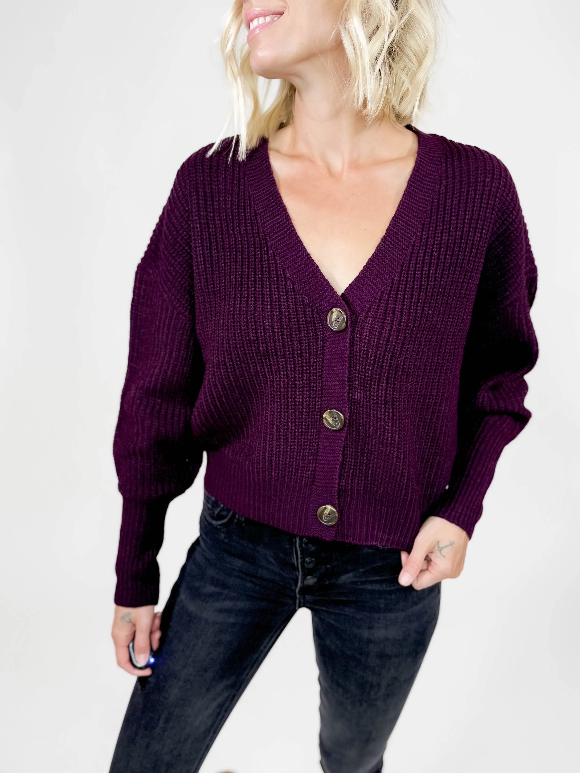 VERO MODA Lea V-Neck Cuff Cardigan- WINE